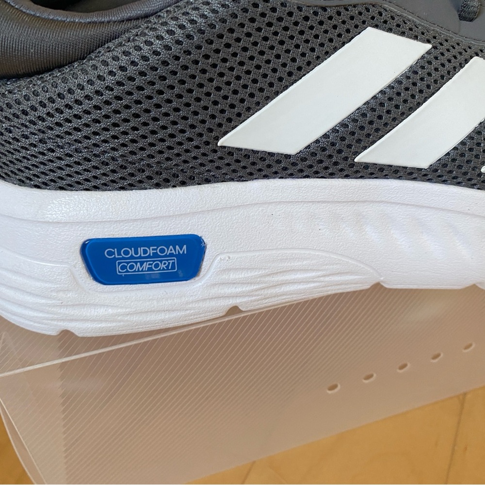 New Adidas Men's Cloudfoam Comfort Dark Gray Athletic Shoes - Picture 8 of 11